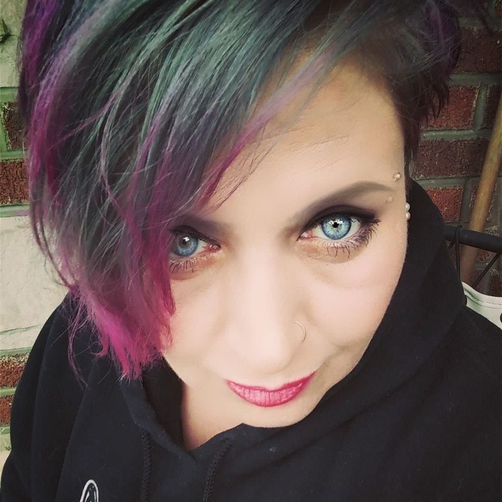 Meet your Posher, Helen